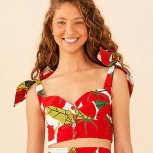 FARM Rio - Red, White, & Green Tomato print 🍅 crop top, size M